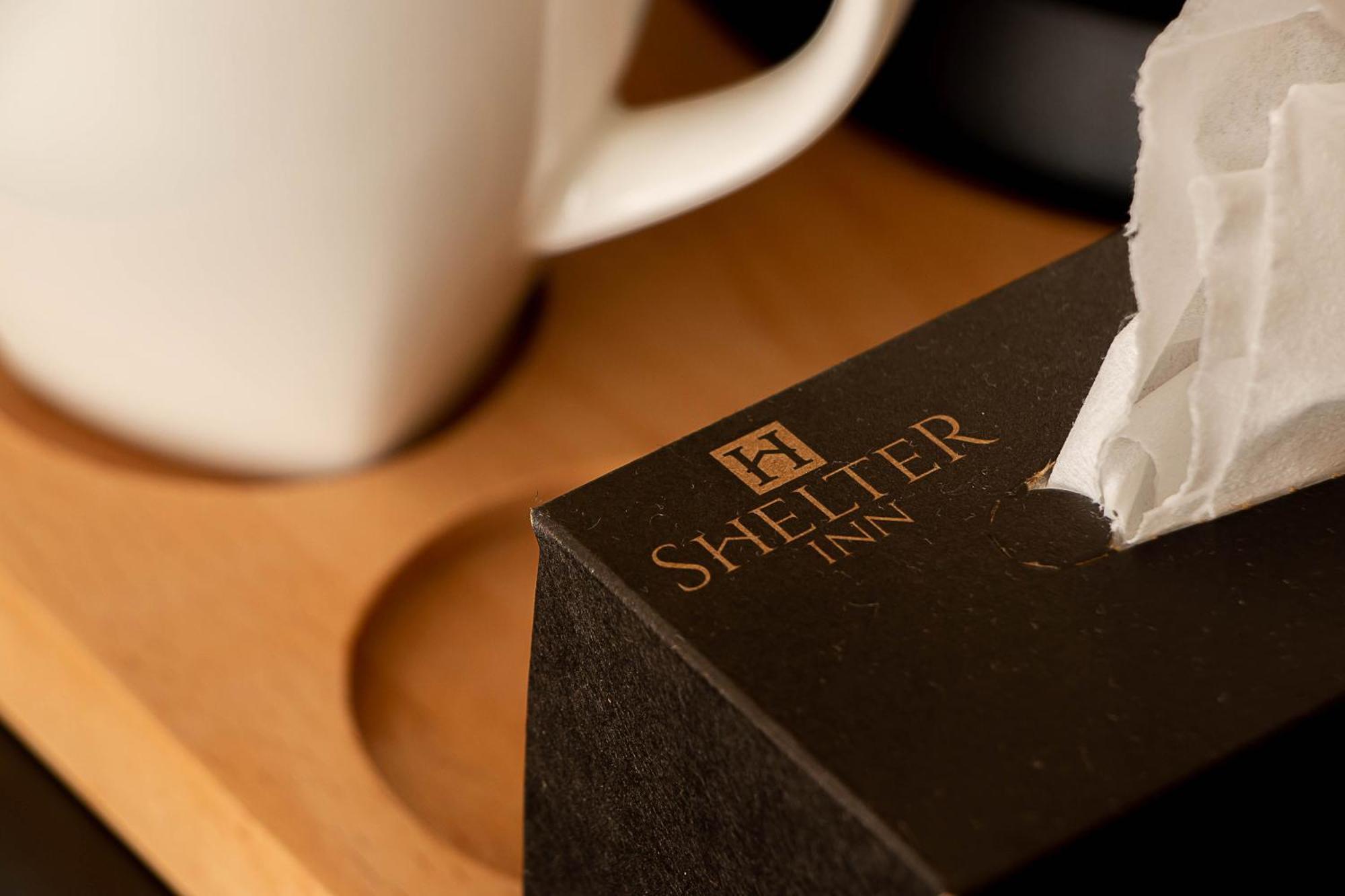 Shelter & Otel *